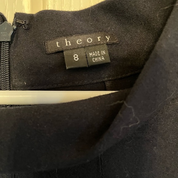 Adorable Theory Black Dress Perfect for work - Picture 3 of 5